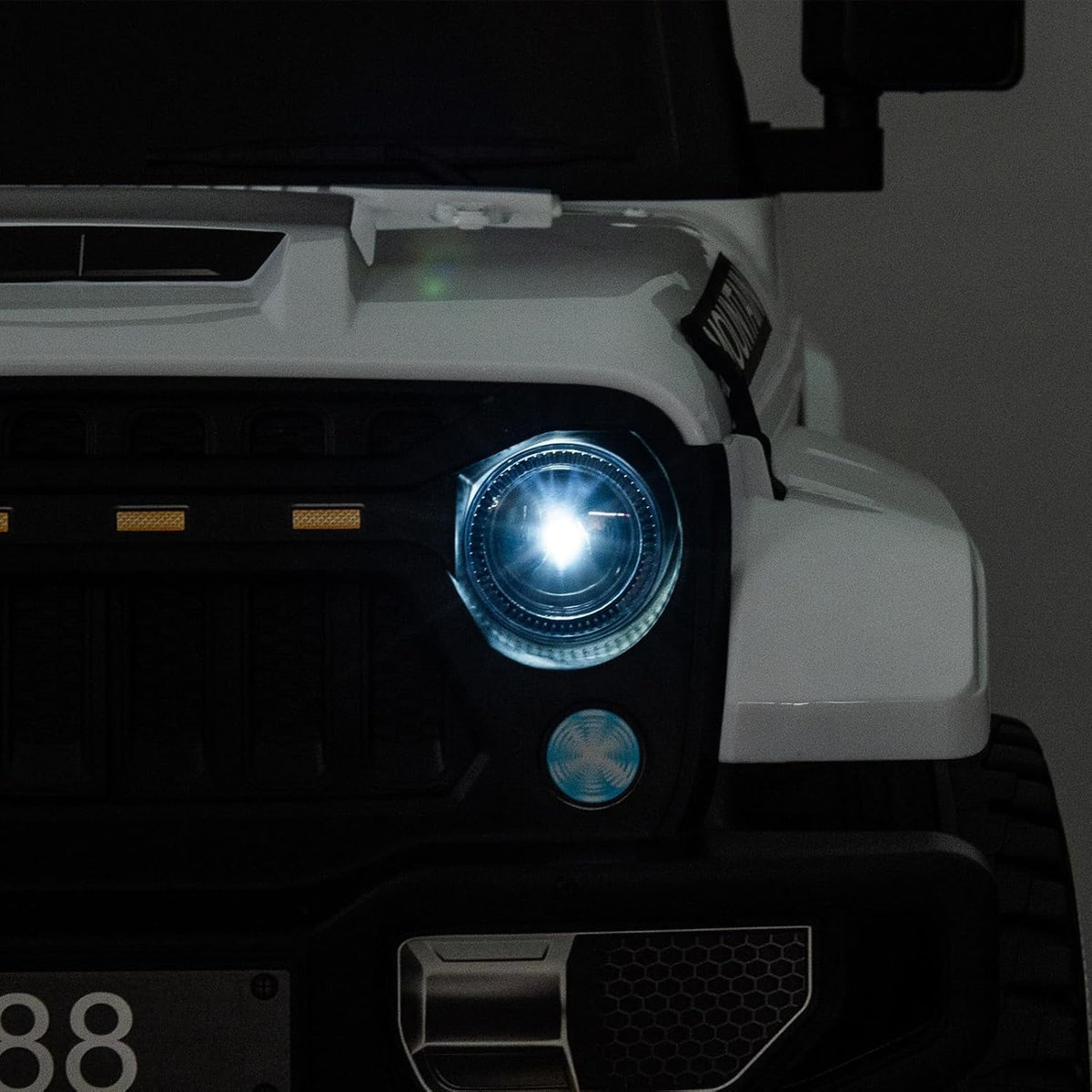 12V Ride-On Electric Car with Parent Remote Control, Dual 35W Motors, 3 Speeds, Spring Suspension, LED Lights, Music, Horn, 66 lbs